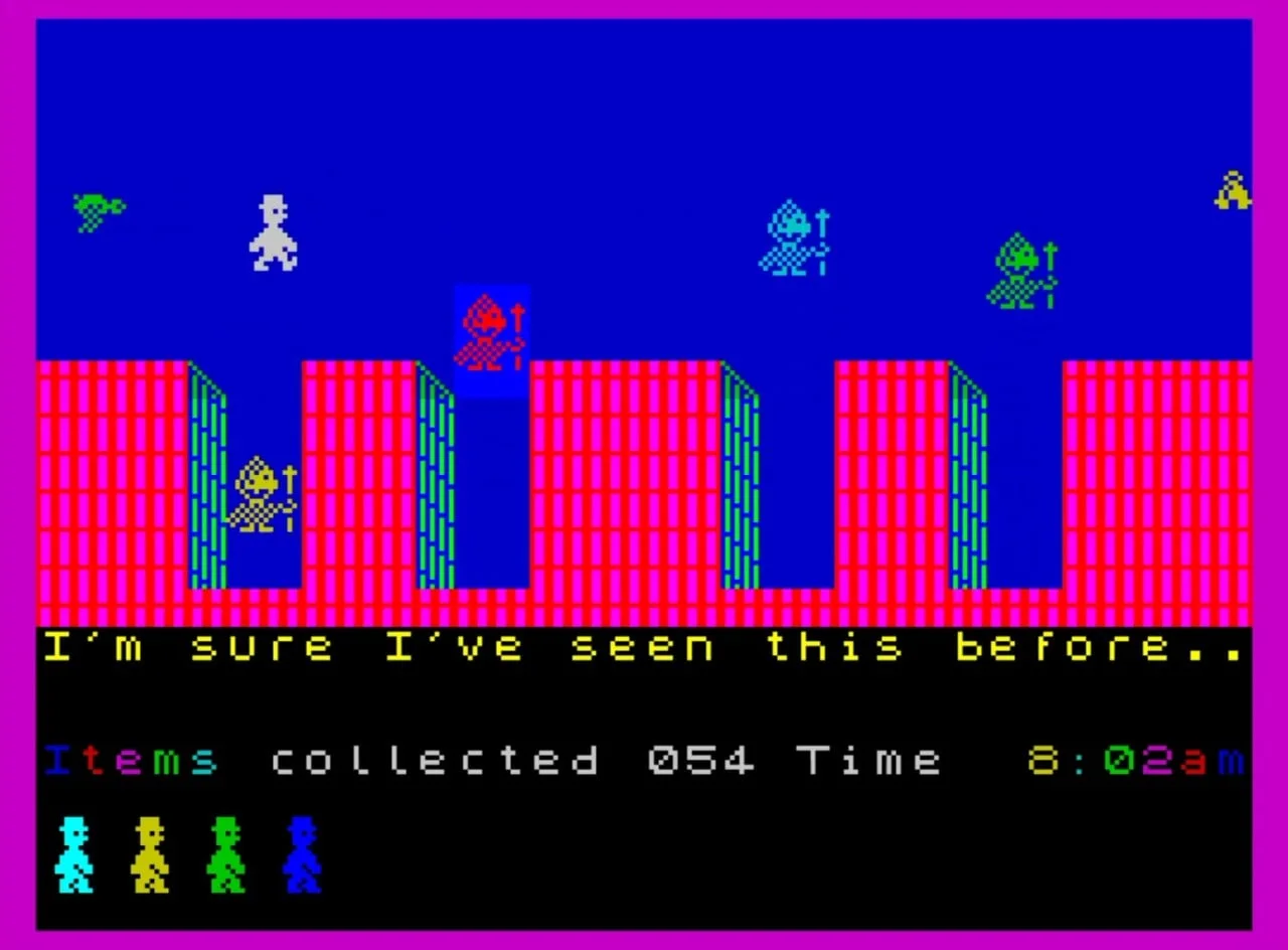 Capture du jeu original Jet Set Willy sur ZX Spectrum : vue extérieure de créneaux roses et rouges sur un ciel bleu, avec le nom de la salle « I'm sure I've seen this before.. » et le compteur d'objets collectés en bas de l'écran