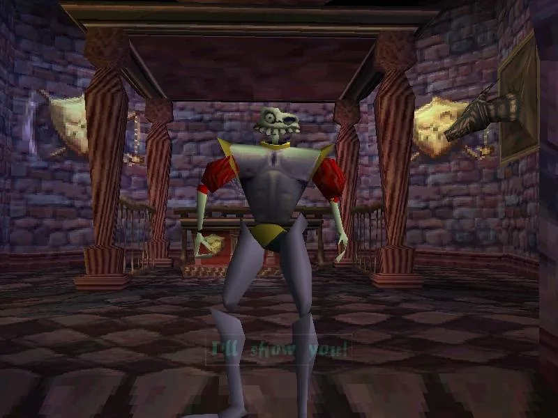 Capture de MediEvil : le chevalier squelette face à la caméra dans une salle entre deux piliers, un sous-titre en bas de l'image