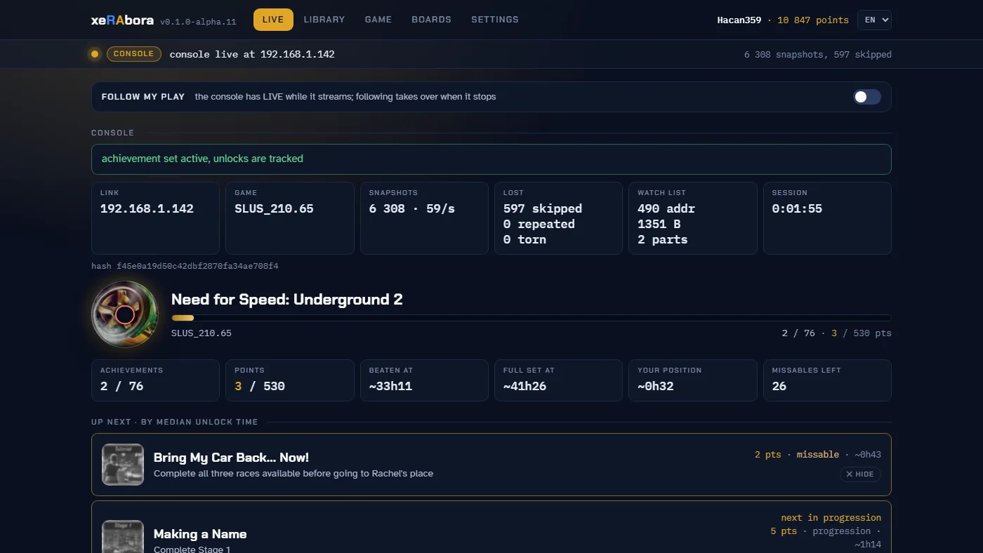 Capture de l'onglet LIVE du client xeRAbora : la console connectée, ses statistiques de liaison, puis le jeu Need for Speed: Underground 2 avec 2 succès sur 76 et la liste des prochains objectifs