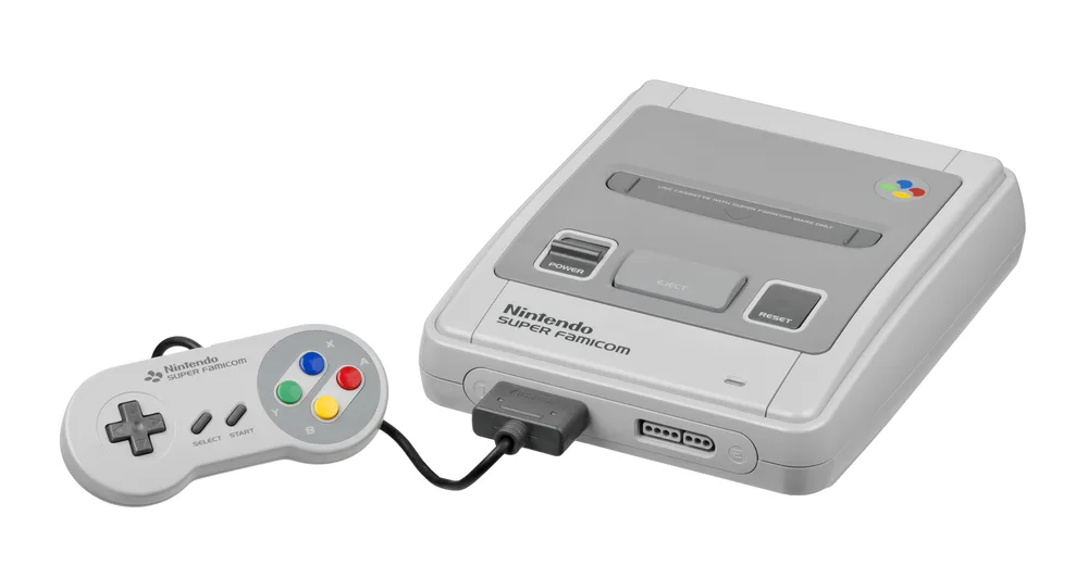 Super Famicom japonaise avec sa manette