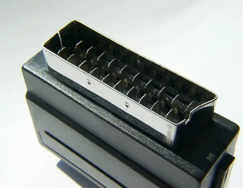 Brancher une console rétro sur une TV moderne
